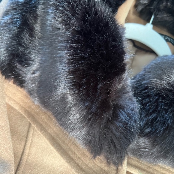 Brand new Via Spiga wool coat! - Picture 6 of 10